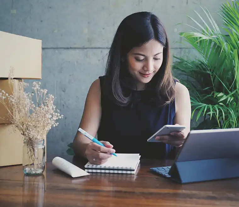 female-manager-writing-notes