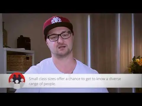 Online-Student-talking-about-study-groups